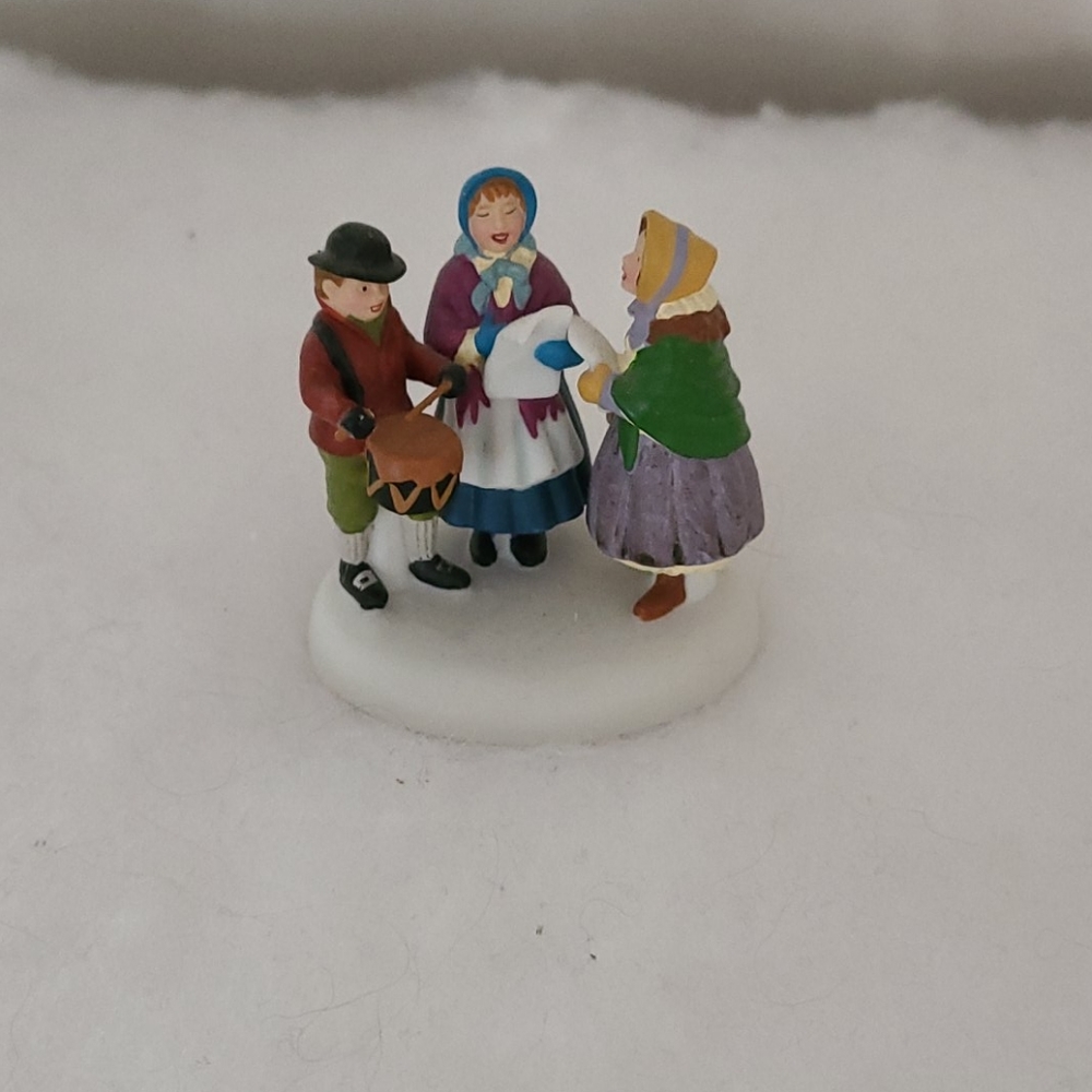 Department 56 Caroling on Christmas Eve